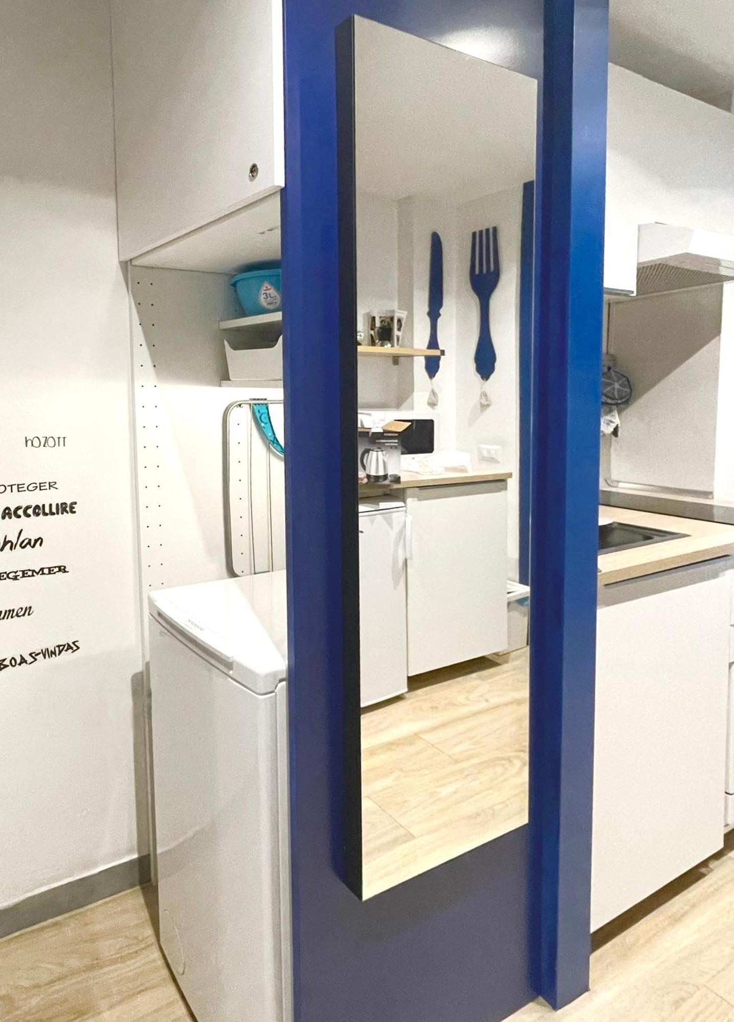 Appartamento Blu A Milano Zona Ripamonti Vicino Allo Ieo ภายนอก รูปภาพ