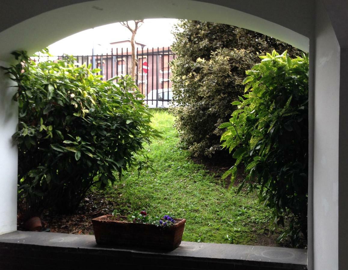 Appartamento Blu A Milano Zona Ripamonti Vicino Allo Ieo ภายนอก รูปภาพ